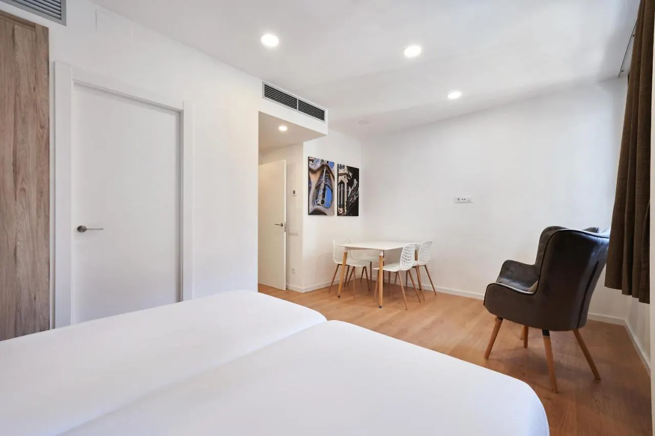 ברצלונה Aparthotel Augusta