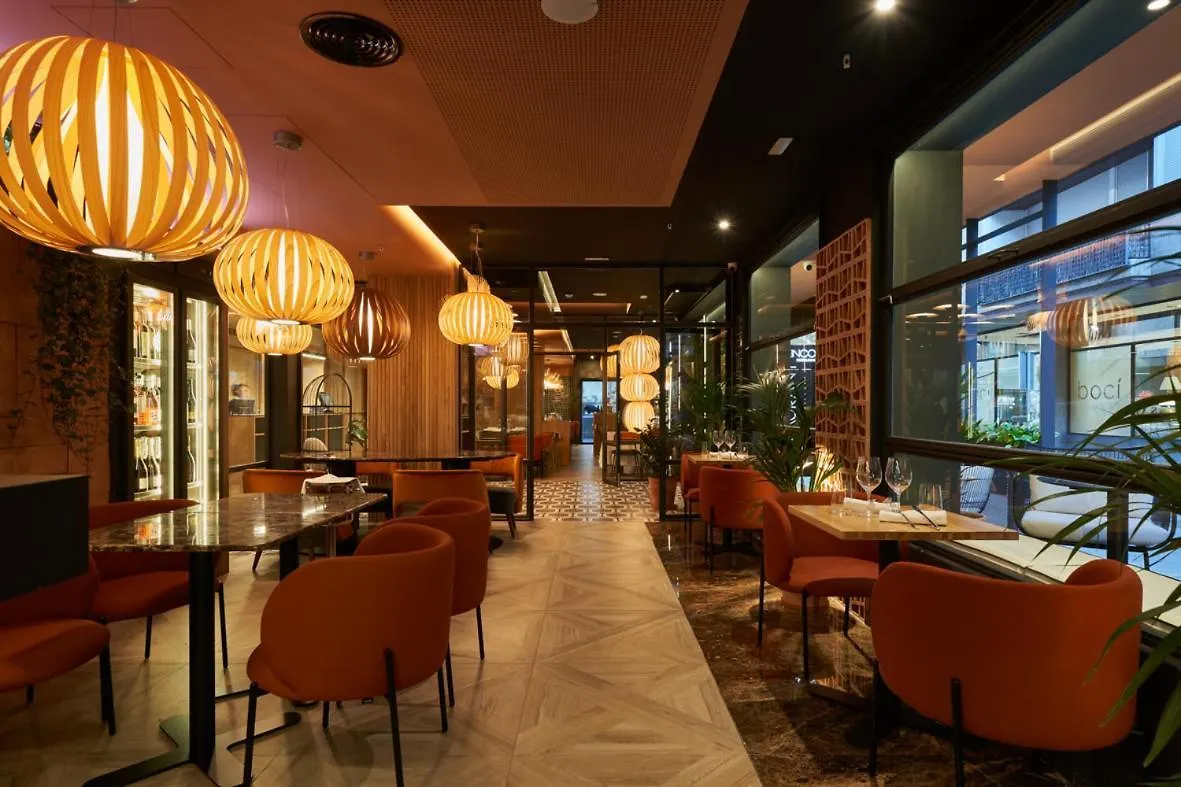 ***  ברצלונה Aparthotel Augusta ספרד