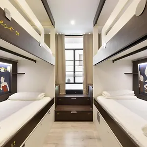  Auberge de jeunesse Free
